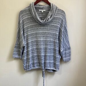 Green Envelope Women’s Cowl Neck Sweater Size Medium